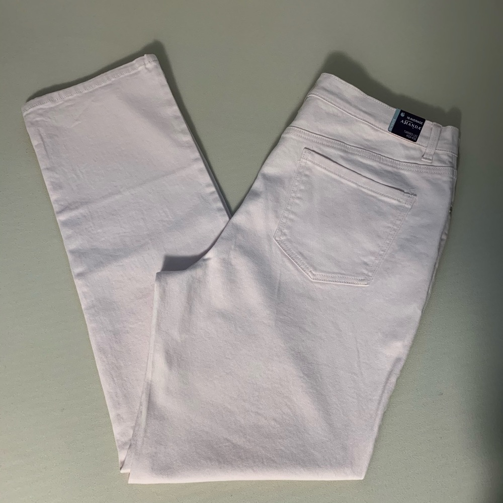 Gloria Vanderbilt Classic High Rise Tapered Leg - Picture 12 of 16